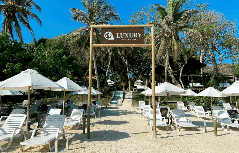 luxury-beach-club